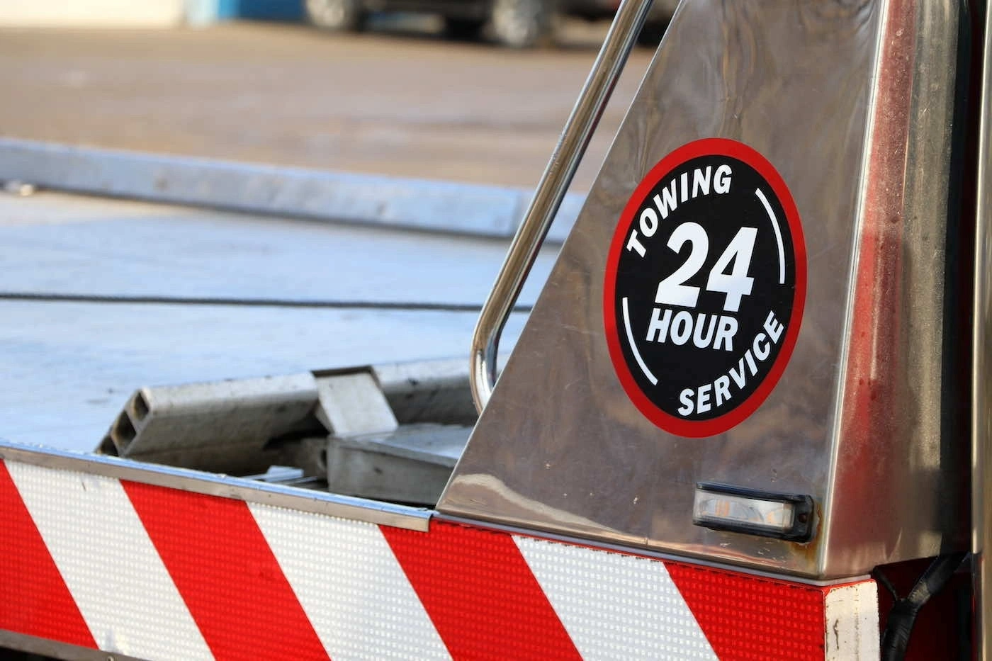 24/7 Emergency Towing in Ottawa